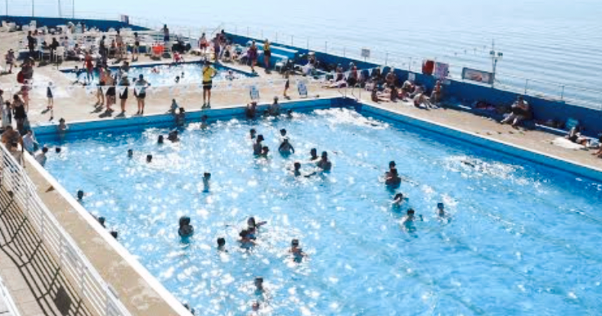 IMG swimming pool 1 1