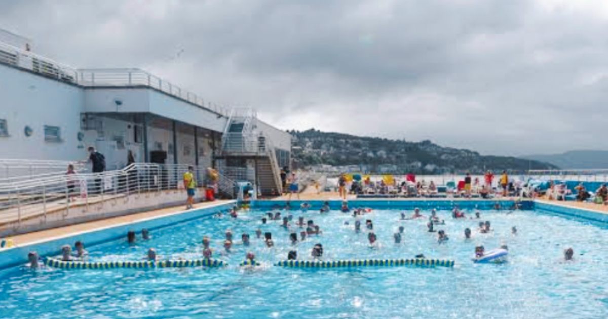 swimming pool